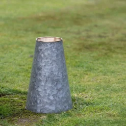 Kampi Gardeners Rain Gauge -Plant Verdant Sales pr2000041709 card5 lg