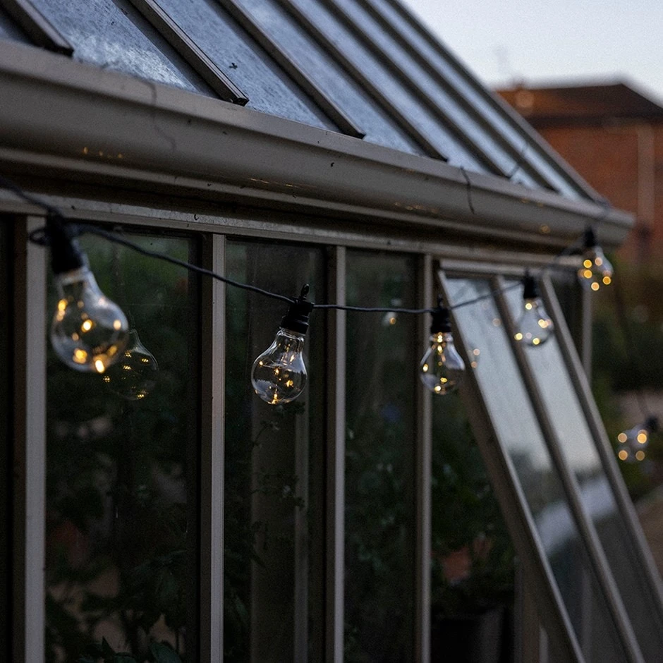 Extendable LED Festoon Lights 1 Extendable LED Festoon Lights